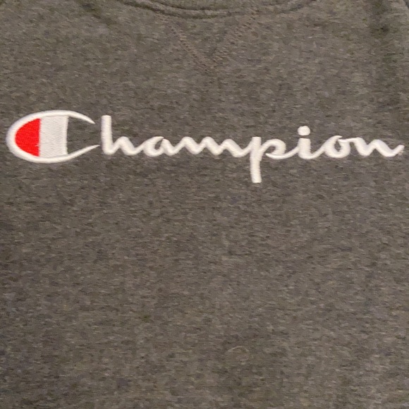 Champion Crew Neck - Picture 2 of 3